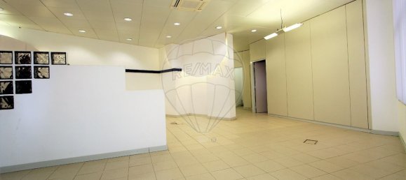 Gewerbliche Immobilie in Sintra, Portugal 136m², Nr. 66897 6