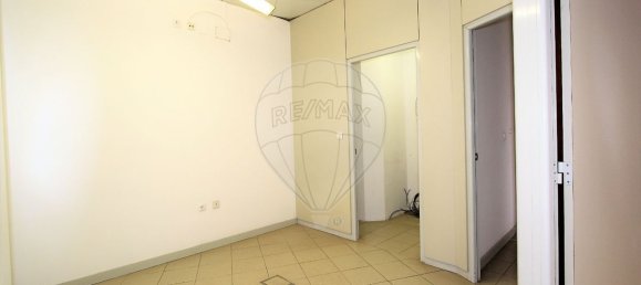 Gewerbliche Immobilie in Sintra, Portugal 136m², Nr. 66897 10