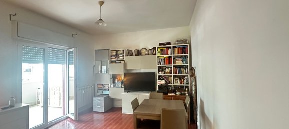3 rooms Apartment in Rome, Italy No. 221885 3
