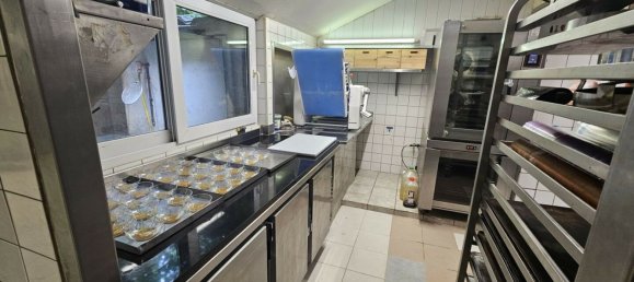 Коммерческая недвижимость 415м² в Юиссо-сюр-Мов, Франция № 229953 4