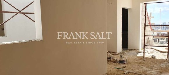 2 bedrooms Penthouse in Kappara, Malta No. 2876 2