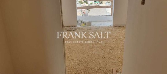 2 bedrooms Penthouse in Kappara, Malta No. 2876 4