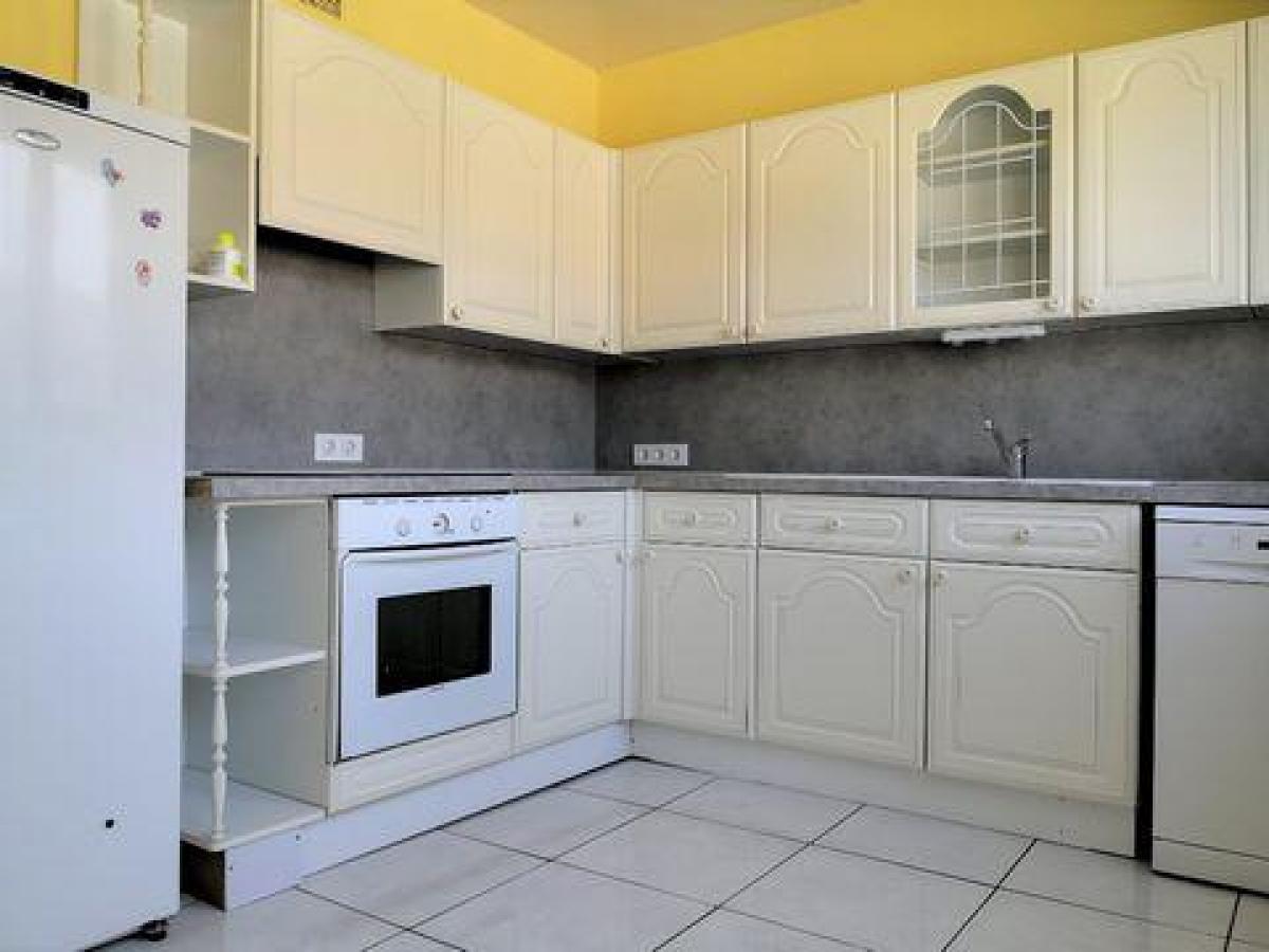 2 bedrooms Apartment in Valentigney, France No. 37046