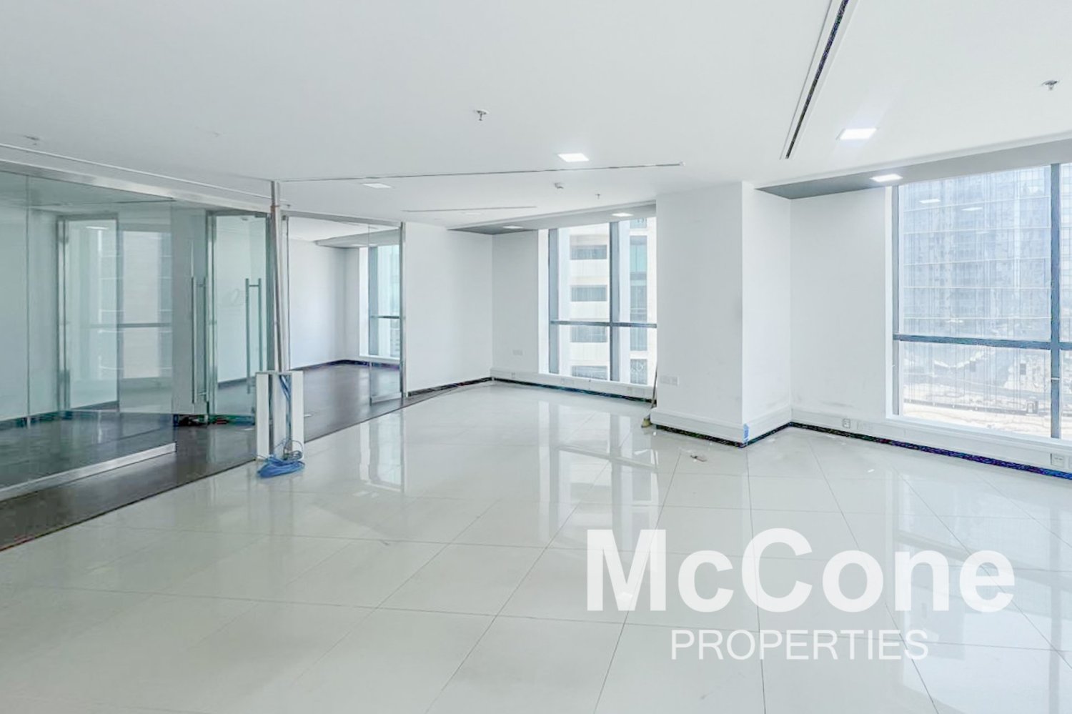 146.97m² Office in Business Bay, UAE No. 31824