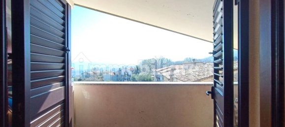 Квартира с 3 спальнями в Марано Принчипато, Италия № 166278 11