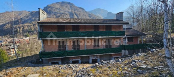 Villa de 9 dormitorios en Entracque, Italy No. 63335 50