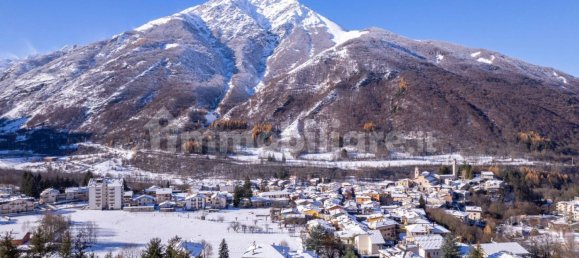 Villa de 9 dormitorios en Entracque, Italy No. 63335 9