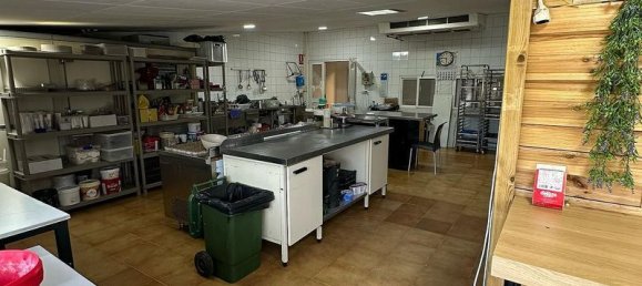 Almacén en Marbella, Spain No. 180178 2