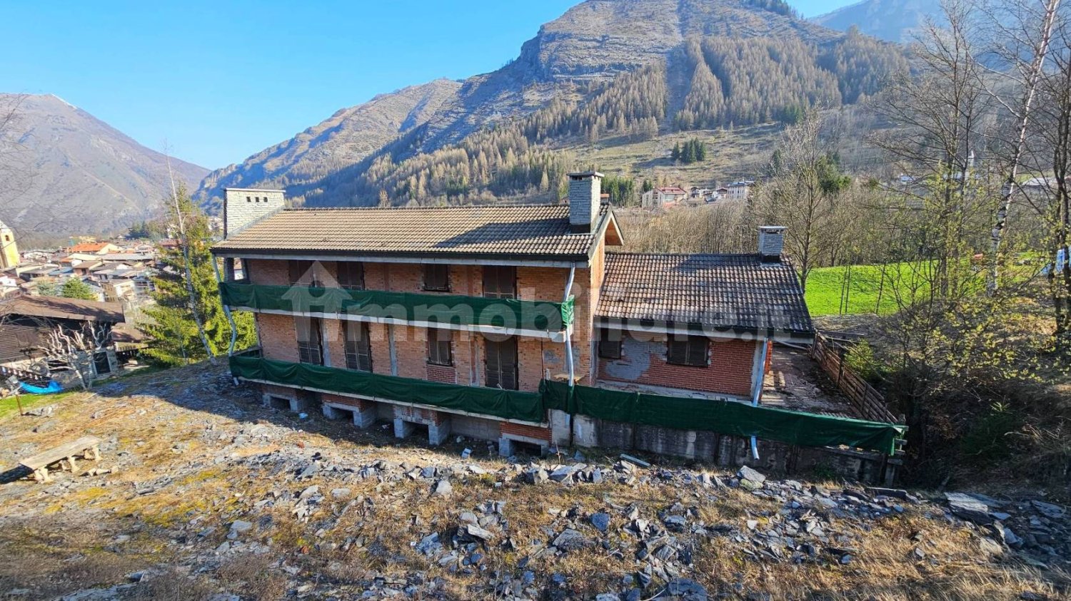 Villa de 9 dormitorios en Entracque, Italy No. 63335