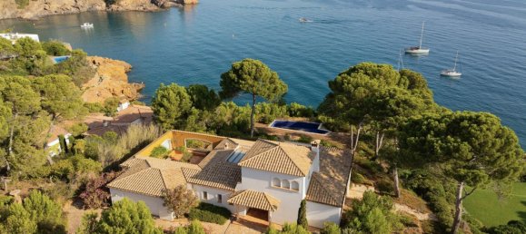 3 bedrooms House in Begur, Spain No. 150715 25
