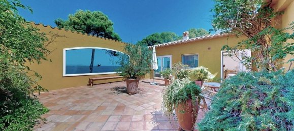 3 bedrooms House in Begur, Spain No. 150715 20