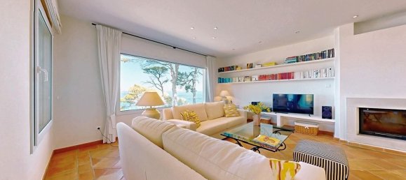 3 bedrooms House in Begur, Spain No. 150715 13