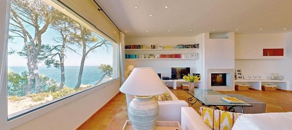 3 bedrooms House in Begur, Spain No. 150715 11