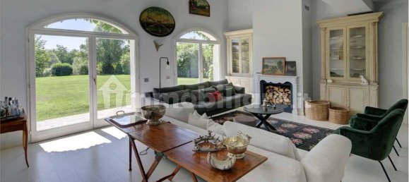 4 bedrooms Villa in Bogogno, Italy No. 278016 2