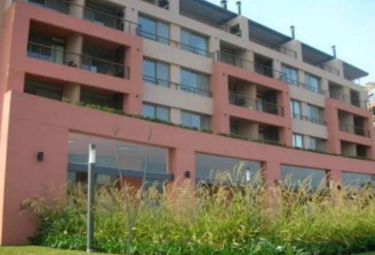 146m² Office in Tigre, Argentina No. 23089