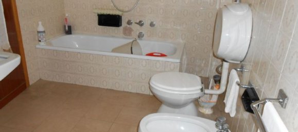 4 rooms Apartment in Valdilana, Italy No. 103392 5