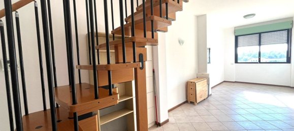 2 rooms Duplex in Milan, Italy No. 318548 2