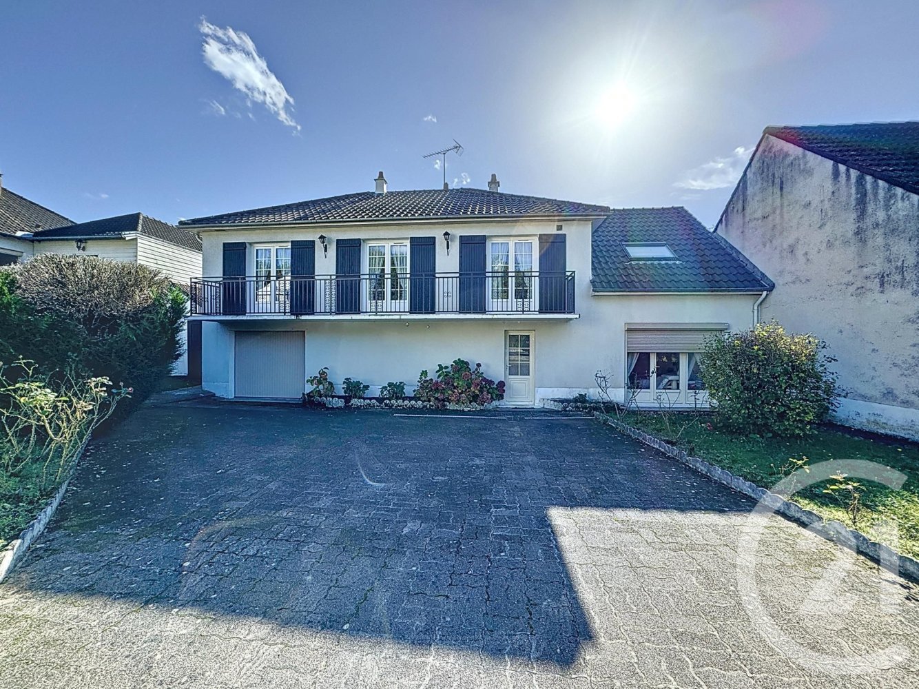 6 Schlafzimmer Haus in Nouan-le-Fuzelier, France, Nr. 218703