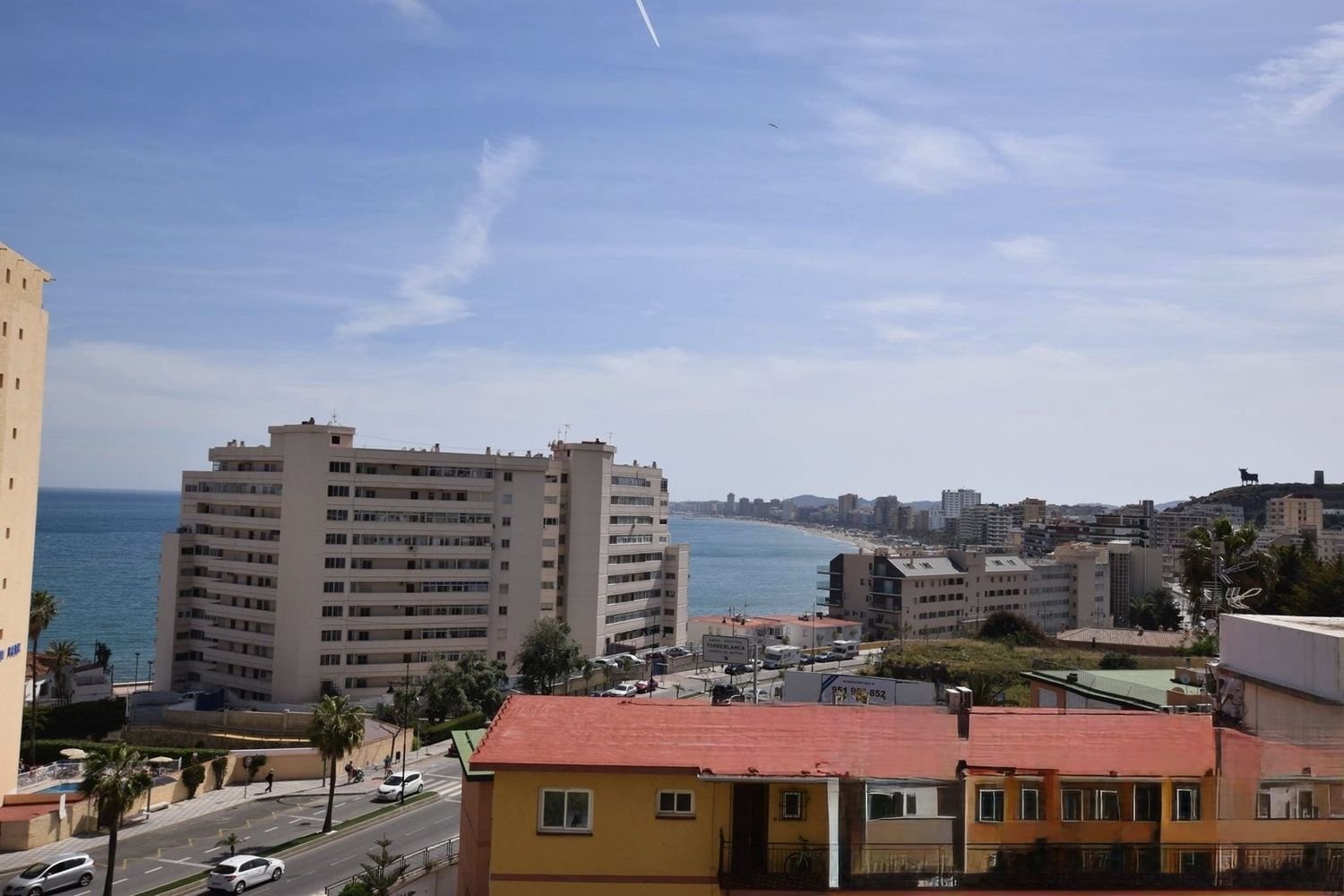 2 bedrooms Apartment in Fuengirola, Spain No. 202292