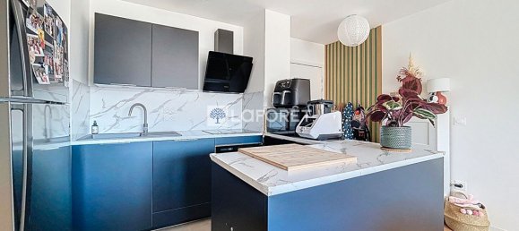 2 bedrooms Apartment in Saint-Cyr-l'Ecole, France No. 149371 6