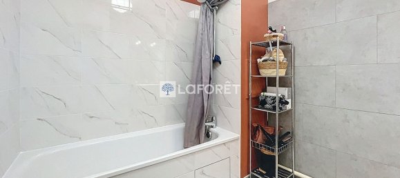 2 bedrooms Apartment in Saint-Cyr-l'Ecole, France No. 149371 9