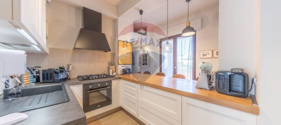 3 bedrooms Penthouse in Rome, Italy No. 335510 15