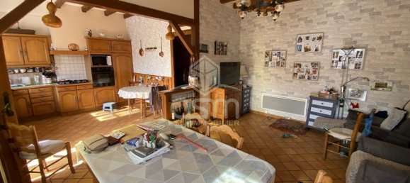 3 Schlafzimmer Haus in Manthelan, France, Nr. 152322 10