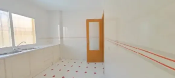 Apartamento de 4 dormitorios en Málaga, Spain No. 175037 18