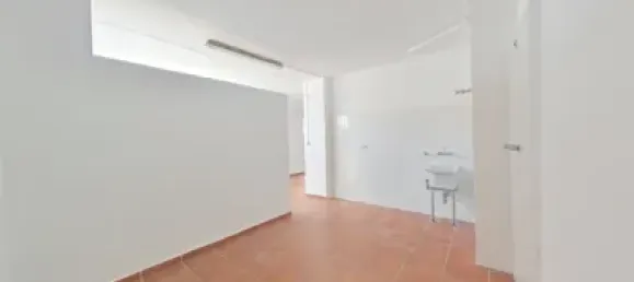 Apartamento de 4 dormitorios en Málaga, Spain No. 175037 32