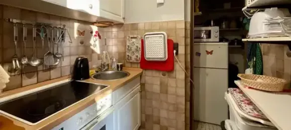 13 rooms Building in Lubeck, Germany No. 42487 6