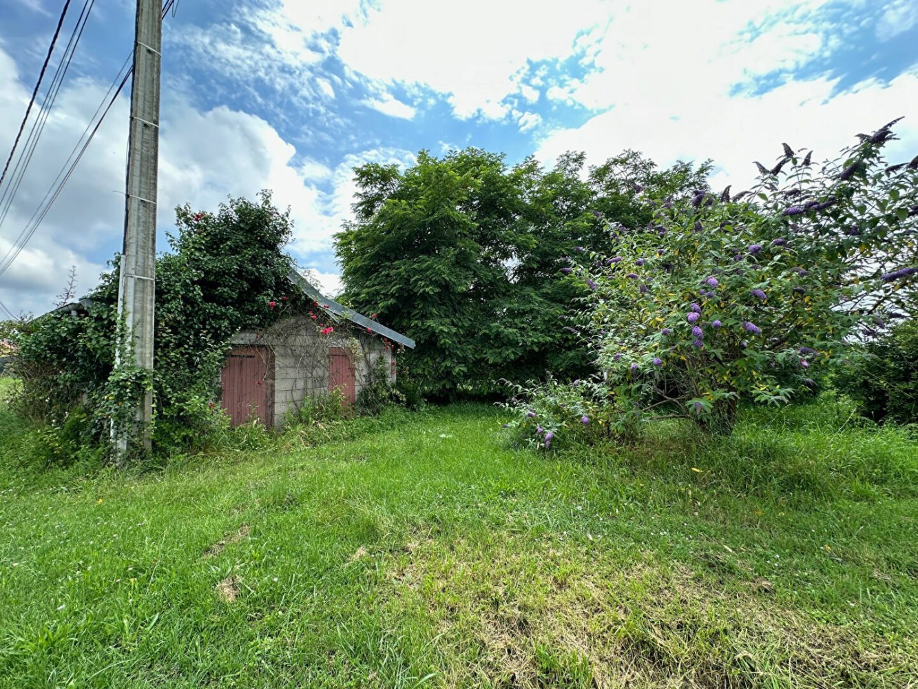  قطعة أرض في Mont-pres-Chambord, France رقم 274587