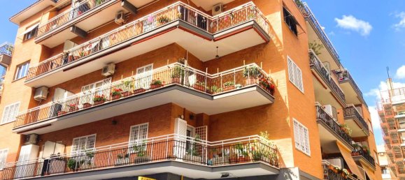 Ático de 3 dormitorios en Rome, Italy No. 338013 2