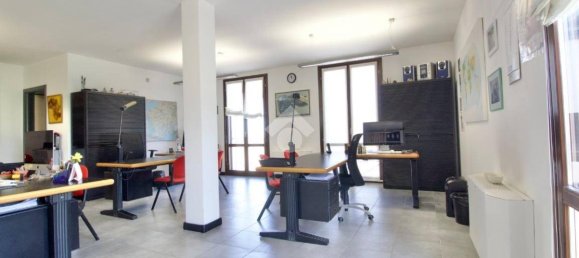 Studio in Reggio Emilia, Italy, Nr. 12436 9
