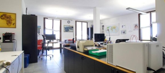 Studio in Reggio Emilia, Italy, Nr. 12436 13