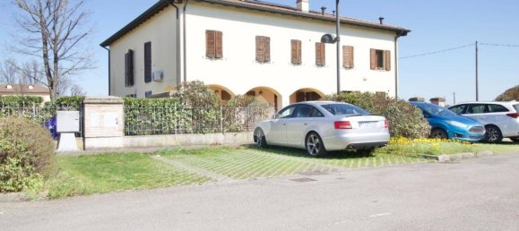 Studio in Reggio Emilia, Italy, Nr. 12436 35