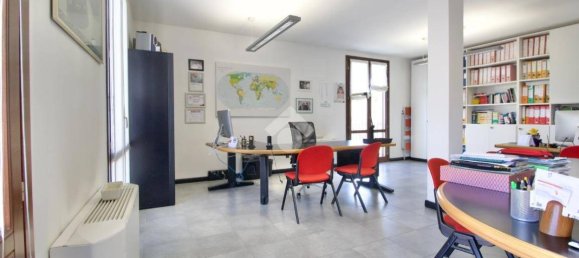 Studio in Reggio Emilia, Italy, Nr. 12436 19