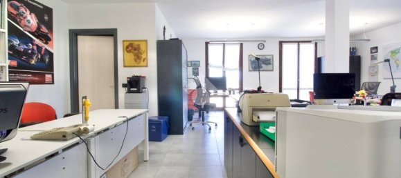 Studio in Reggio Emilia, Italy, Nr. 12436 15