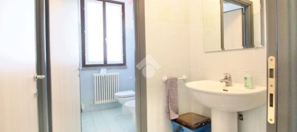 Studio in Reggio Emilia, Italy, Nr. 12436 24