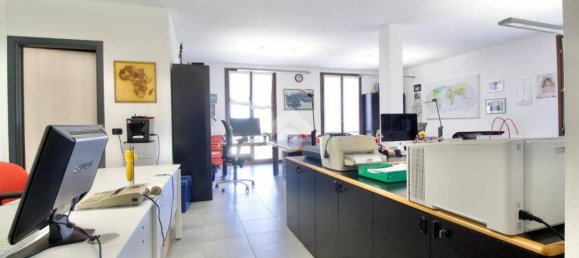 Studio in Reggio Emilia, Italy, Nr. 12436 16