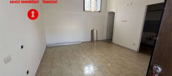 4-Zimmer Doppelhaus in Nola, Italy, Nr. 99521 3