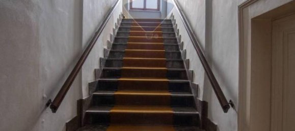 8 rooms Apartment in Arcevia, Italy No. 2255 4