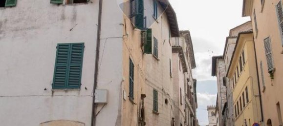8 rooms Apartment in Arcevia, Italy No. 2255 25