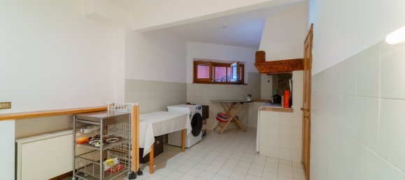 Villa de 4 dormitorios en Osimo, Italy No. 206989 35