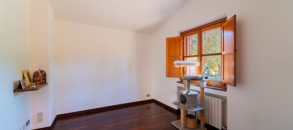 Villa de 4 dormitorios en Osimo, Italy No. 206989 6