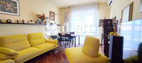 2 Schlafzimmer Penthouse in Milan, Italy, Nr. 378944 6