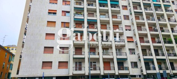 2 Schlafzimmer Penthouse in Milan, Italy, Nr. 378944 36