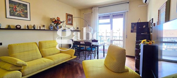 2 Schlafzimmer Penthouse in Milan, Italy, Nr. 378944 3