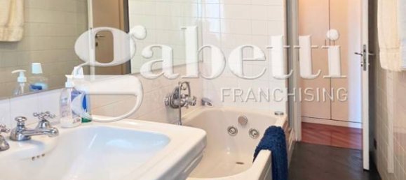 2 Schlafzimmer Penthouse in Milan, Italy, Nr. 378944 26