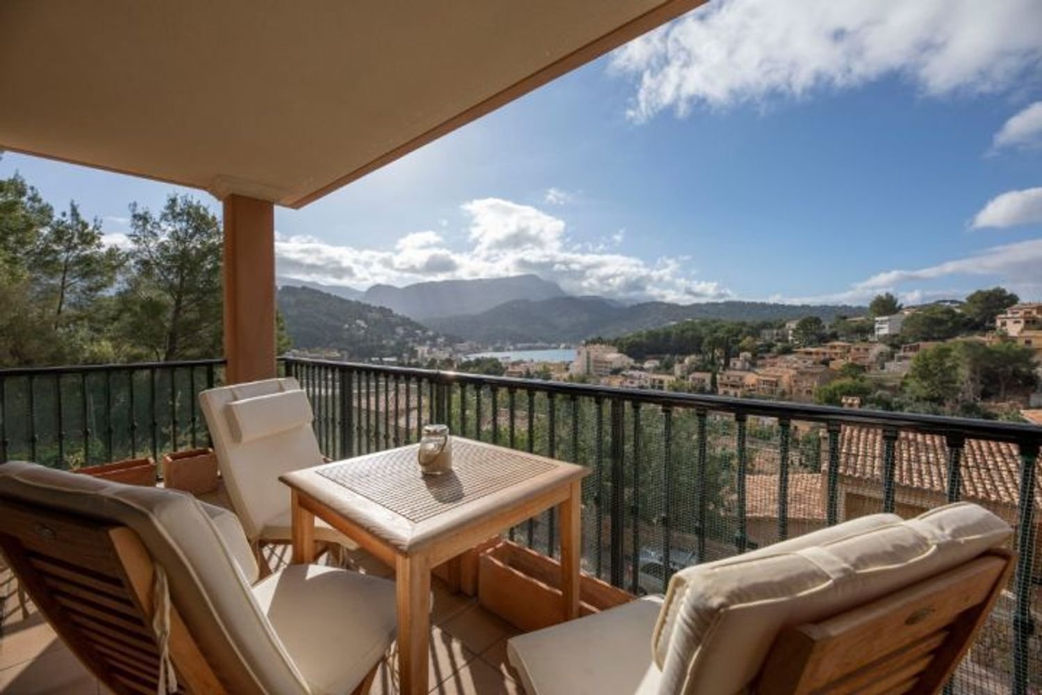 Квартира с 1 спальней в Сольер, Испания № 157007