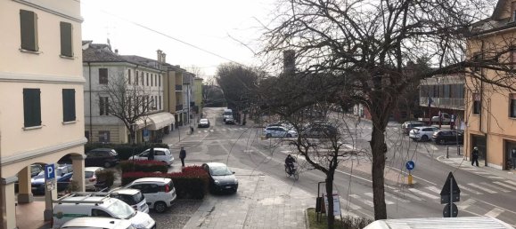 7 rooms Apartment in Bastiglia, Italy No. 213831 2